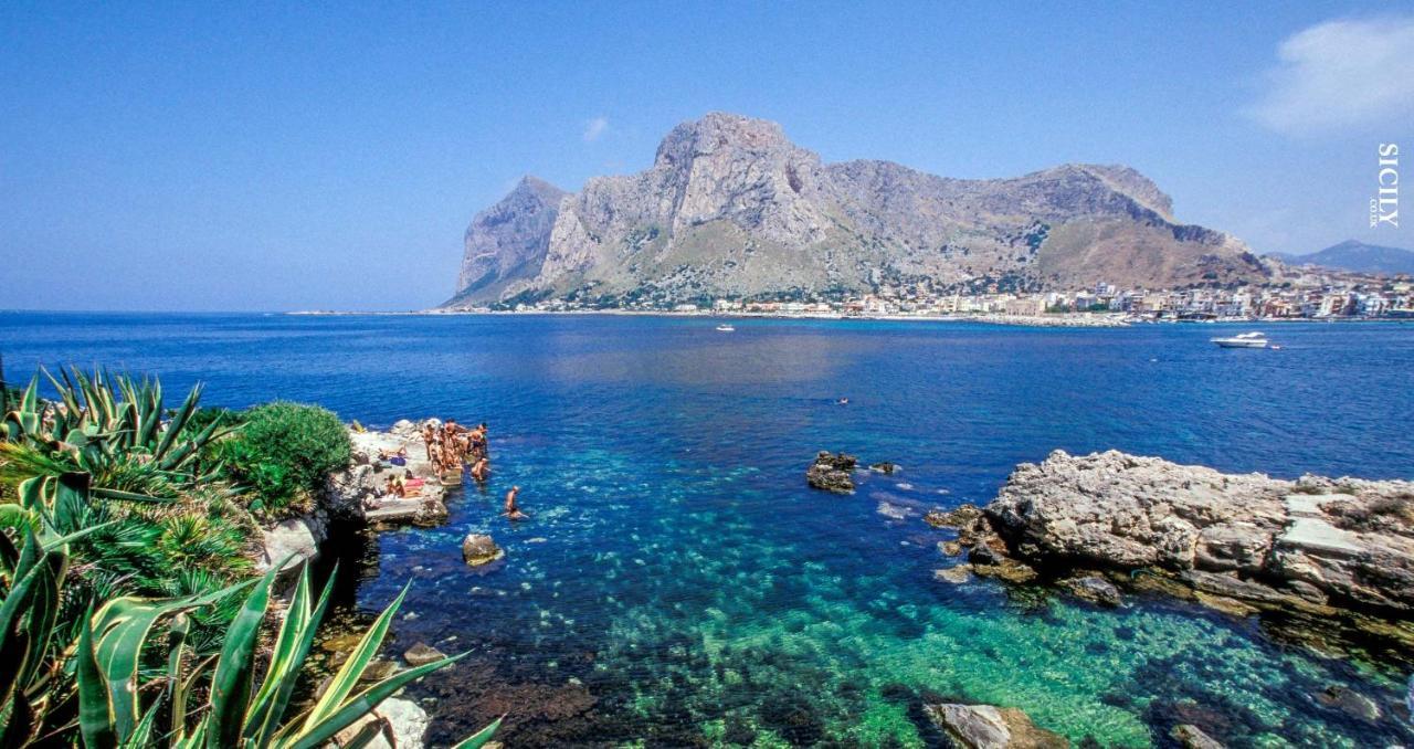 Amati Holidays Палермо Экстерьер фото
